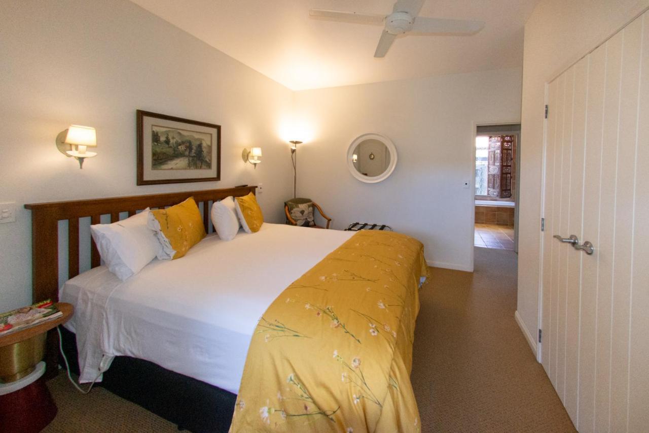 Tuscan Retreat Bed & Breakfast - Adults Only Bed and Breakfast Papamoa Eksteriør billede