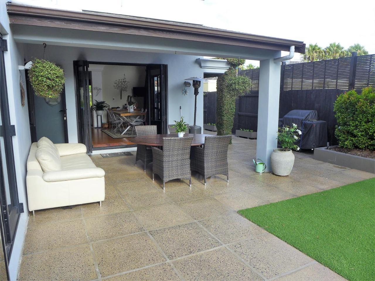 Tuscan Retreat Bed & Breakfast - Adults Only Bed and Breakfast Papamoa Eksteriør billede